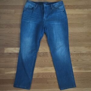 NWOT Bandolino Women's Straight Leg Mandie Slim Jeans in Deep Blue Size 16P